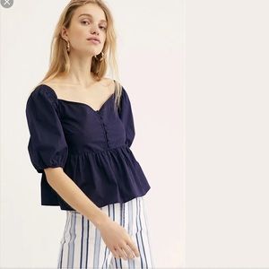 Free People navy blue puffy sleeve peasant blouse sz L